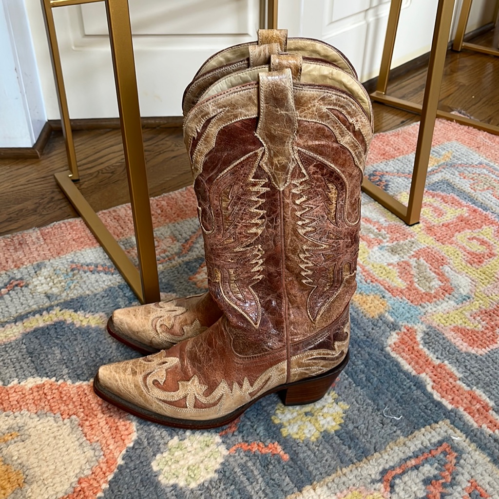 Corral Handcrafted Leather Distressed Coral And Light Tan Boots